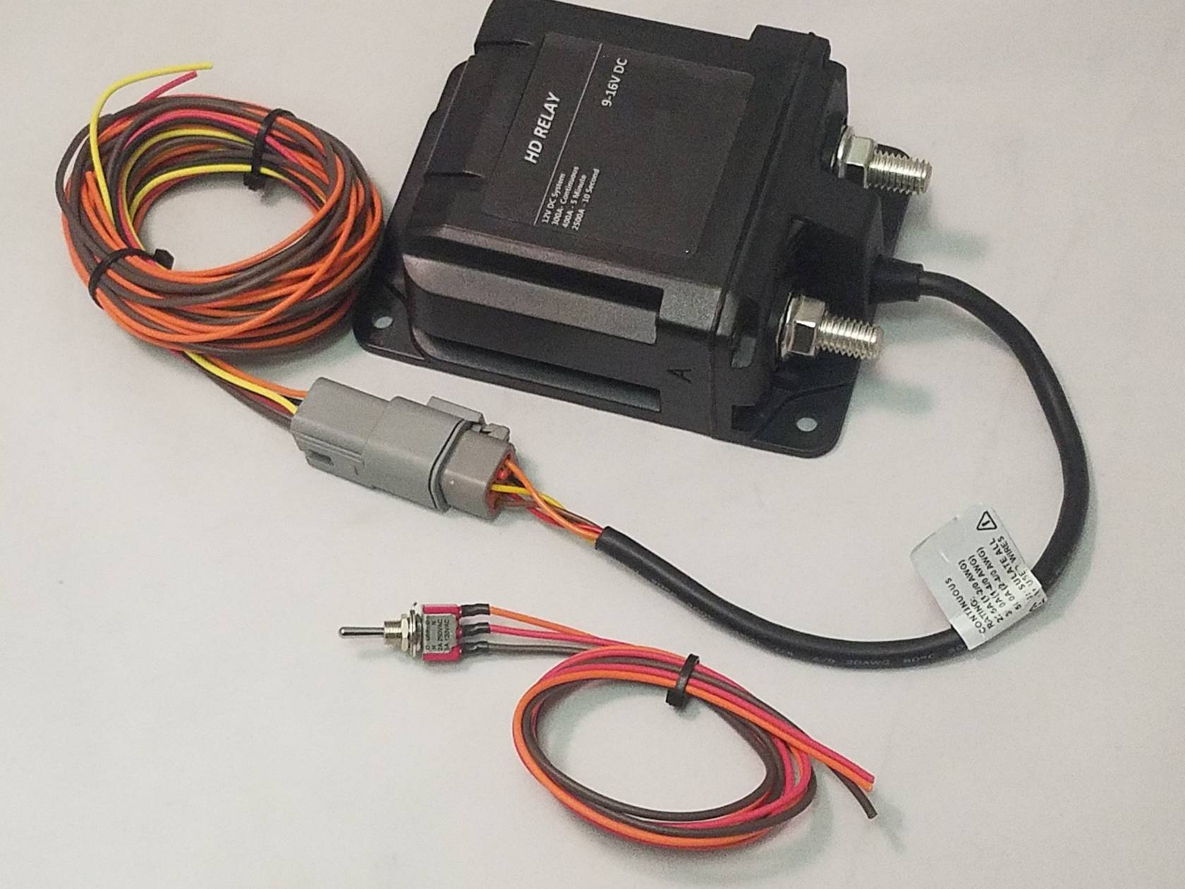 300 Amp Battery Disconnect Switch, 5” x 3 ¾” x 2” (BD-300-X) — image 2